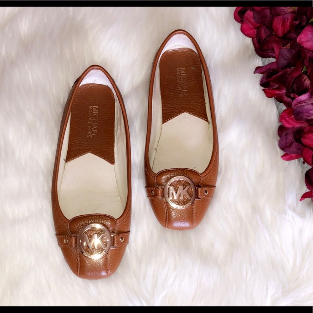 MICHAEL KORS Cognac Leather Flats